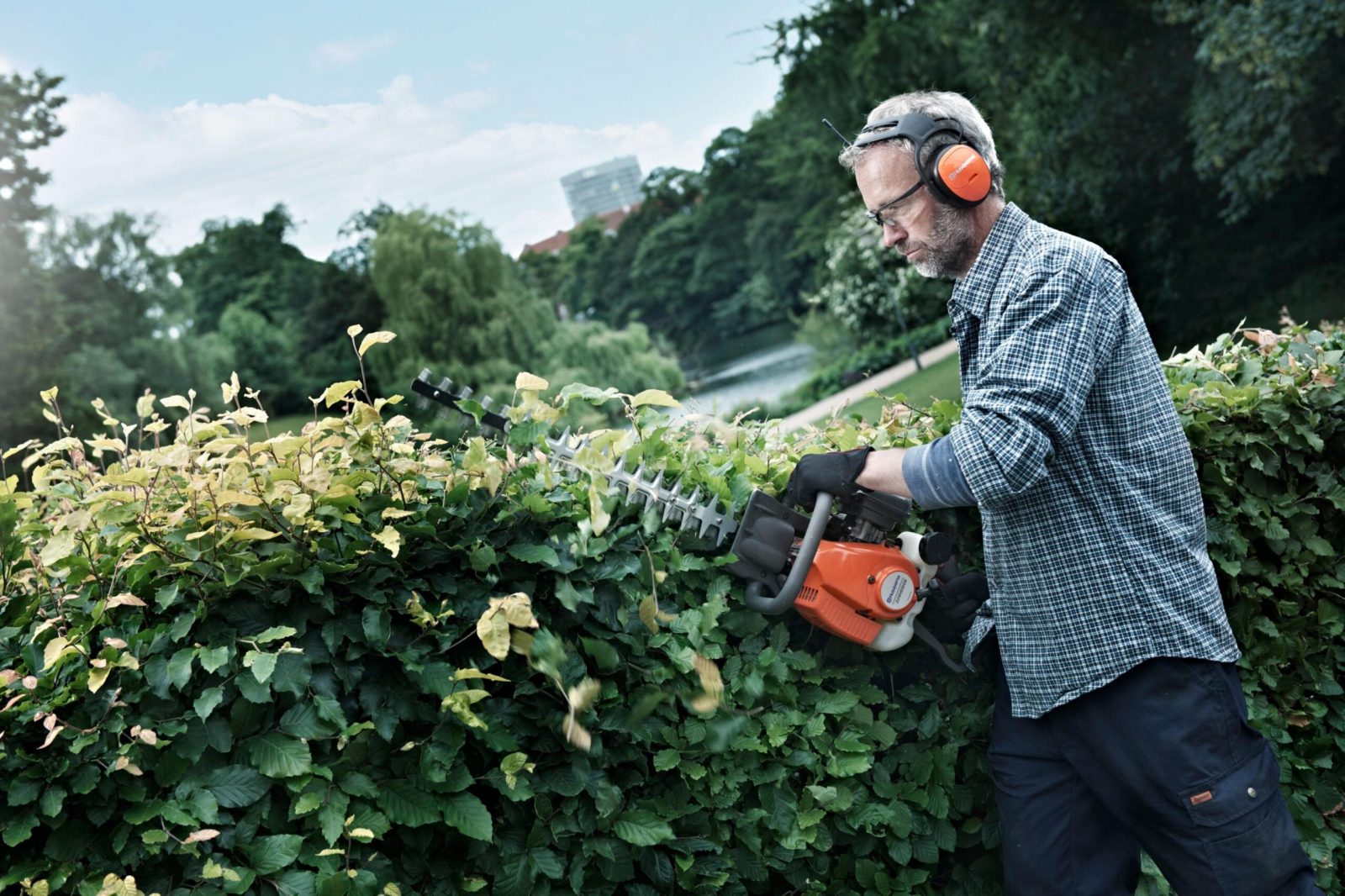 Husqvarna Hedge Cutters